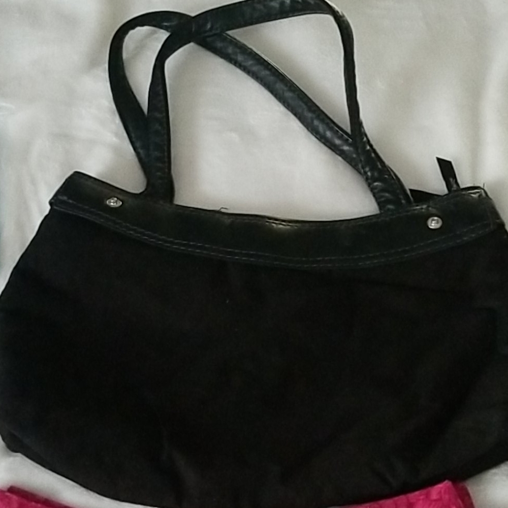 Thirty one handbag with skirts